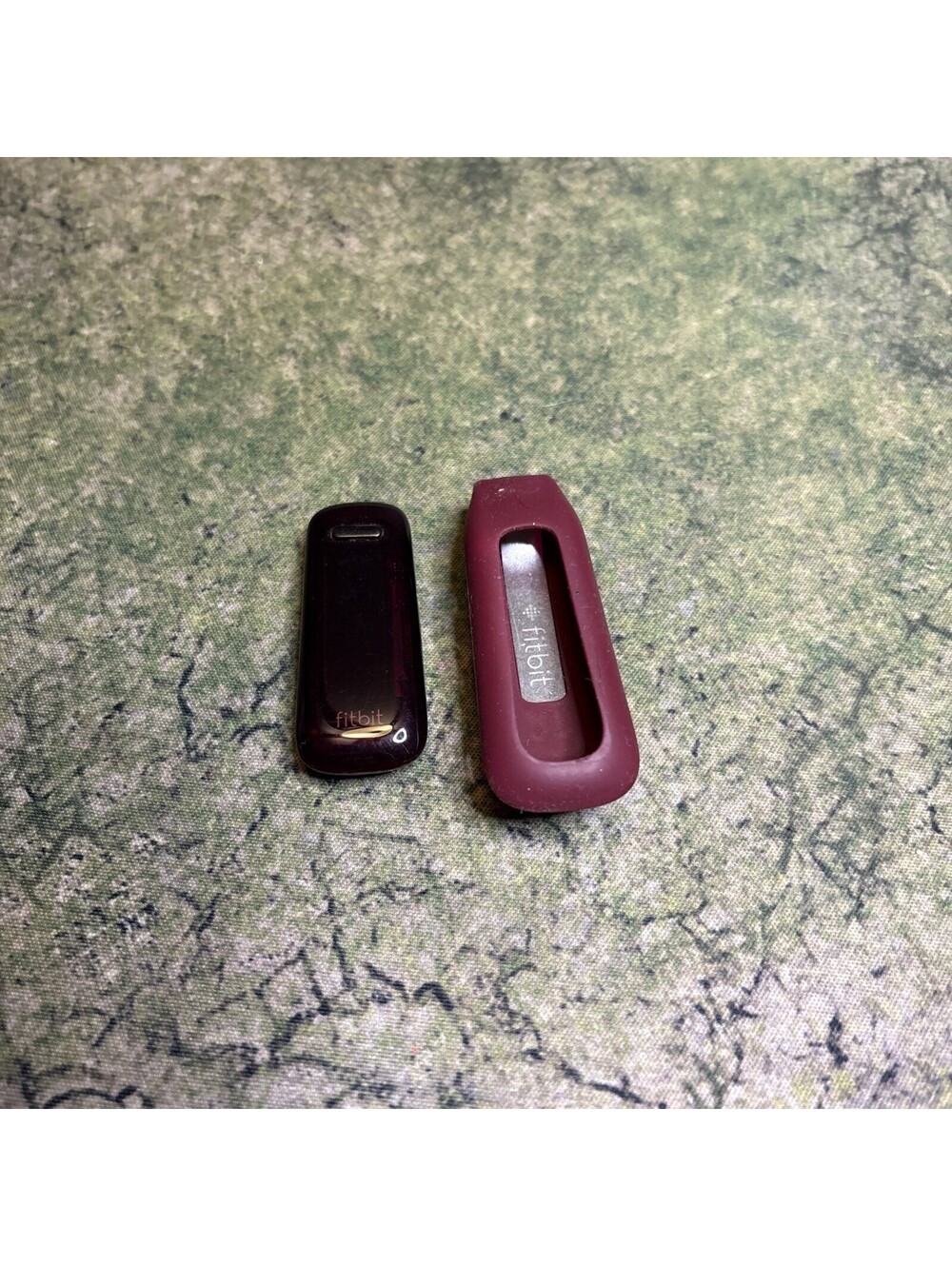 Fitbit Wireless FB103 Activity + Sleep Tracker Voilet No Charger